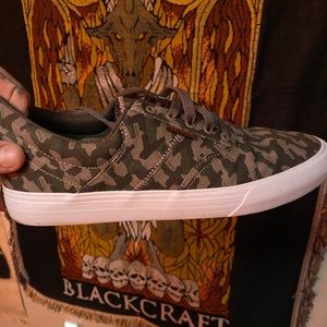 Supra Camo Size 10 40$